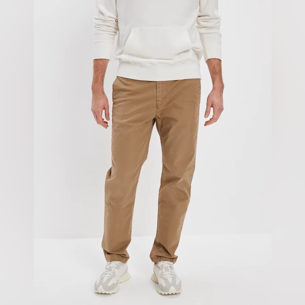 American Eagle Outfitters Tan Chinos